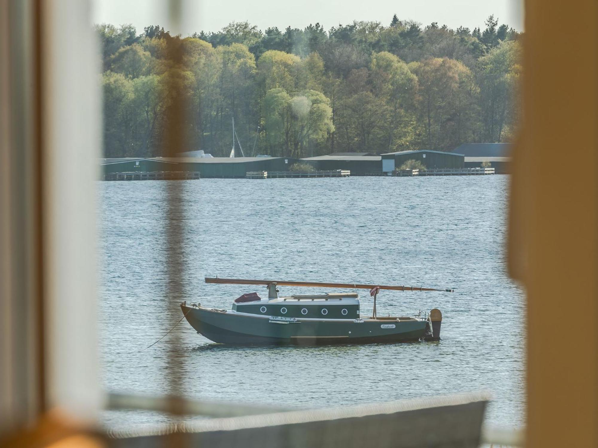 Seepferdchen Am Mueritzufer * Waren (Mueritz)